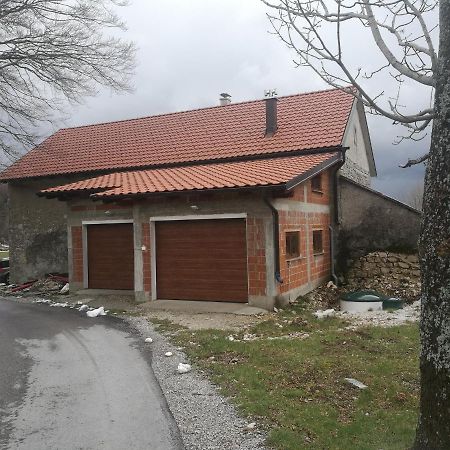 Ferienwohnung Apartma Burjuca Ajdovščina Exterior foto